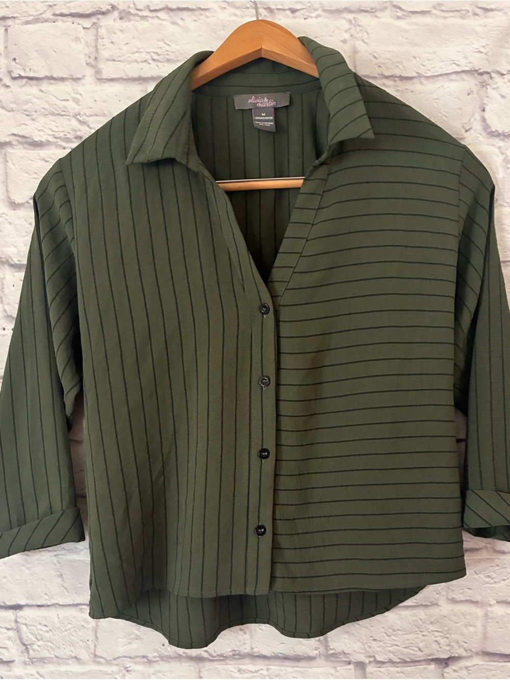 Olivia & Martin Olive Green Striped Button-Front Shirt - Medium